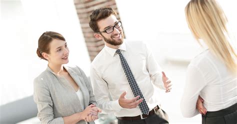 Formal Communication in Workplace