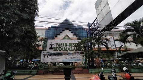 Gambar Mural Pasar Besar Kota Malang