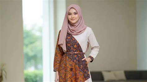Gamis Asimetris Fashionable