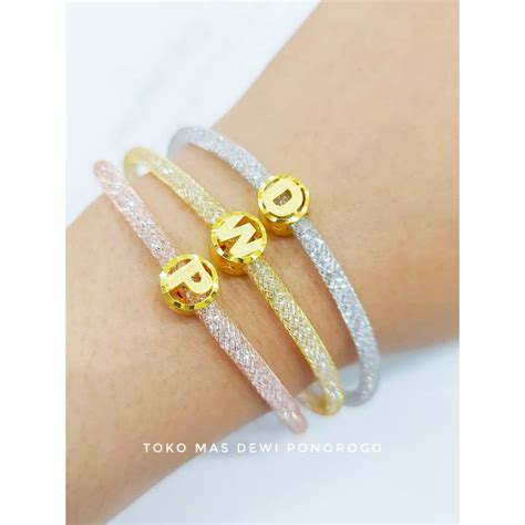 Gelang Initial Charm