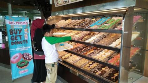 Gerai Dunkin Donuts
