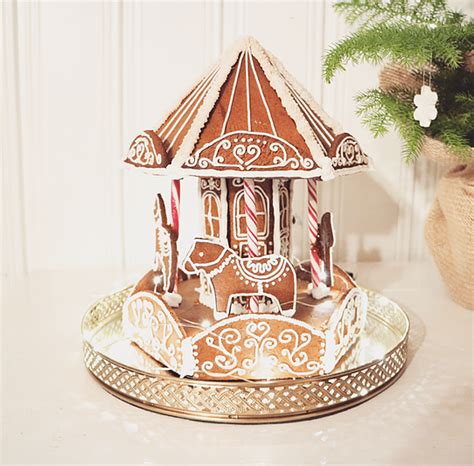 Gingerbread Carousel Template