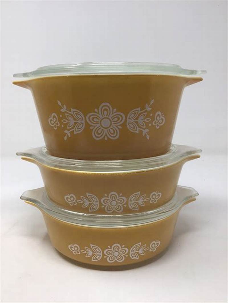 Gold Pyrex Pattern