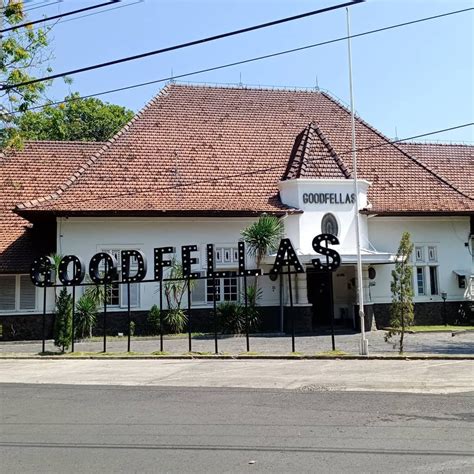 Goodfellas Resto Bar Semarang