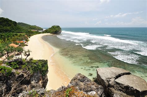 Gua Pantai Indrayanti
