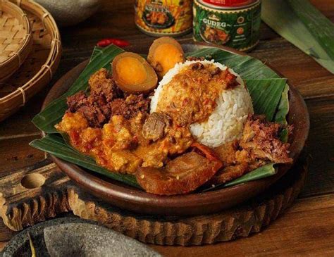 Gudeg Nangka Komplit