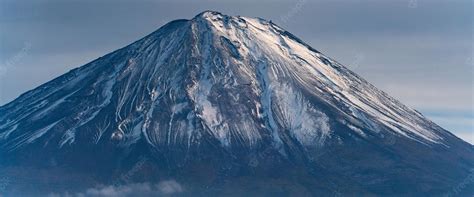 Gunung Berapi Strato