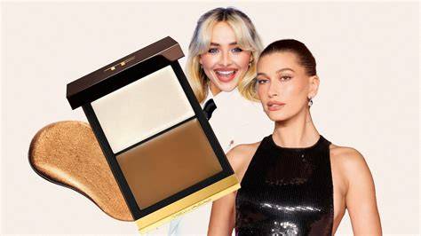 Hailey Bieber contour