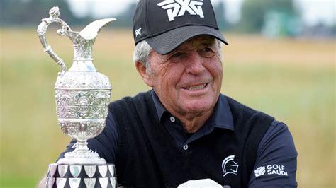How many sit ups does Gary Player do