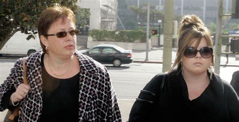 How old is Lori Drew