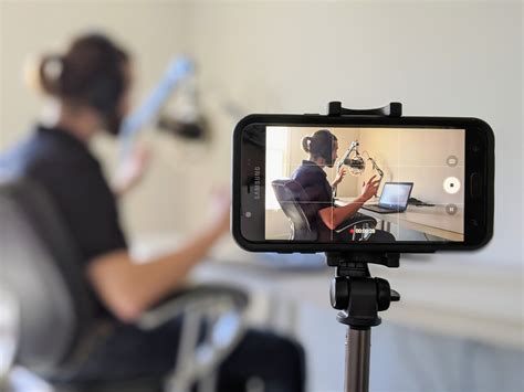 How to Record High-Quality Videos Using Your Smartphone Camera