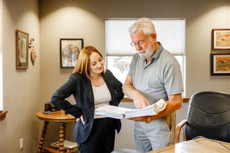 Finding the Right Immigration Attorney Near Me in Oregon