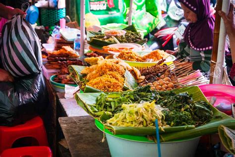 Indonesian street food in Bandung Cihampelas