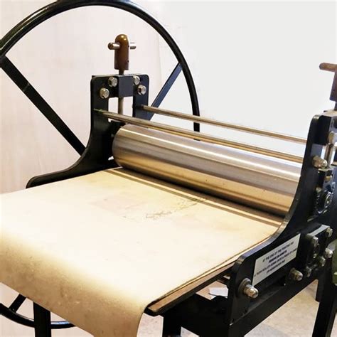 Mesin Press Cetak Dalam