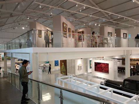 Interior Tumurun Museum