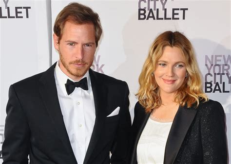 Is Drew Barrymore married
