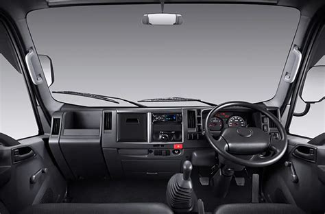 Isuzu Elf Cabin