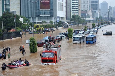 Jalan Banjir
