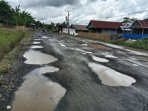 Jalan Rusak