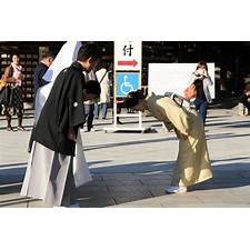 Japanese bowing tradition