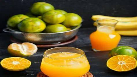 Jus jeruk pelengkap dari Acid