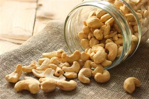 kacang mete