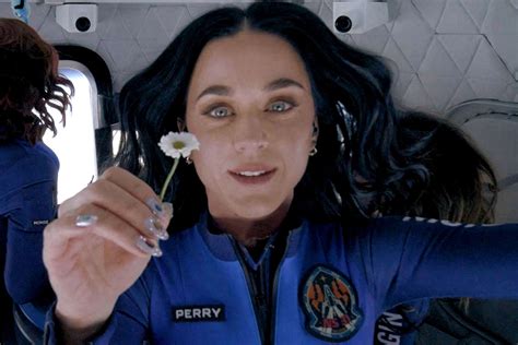 Katy Perry and Daisy astronaut