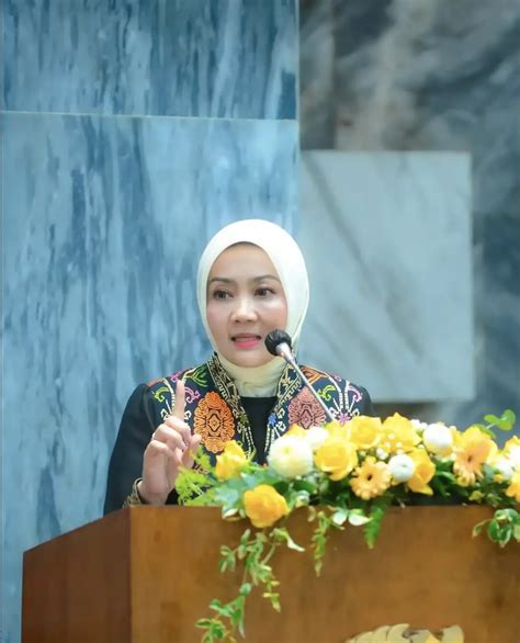 Kiprahnya!