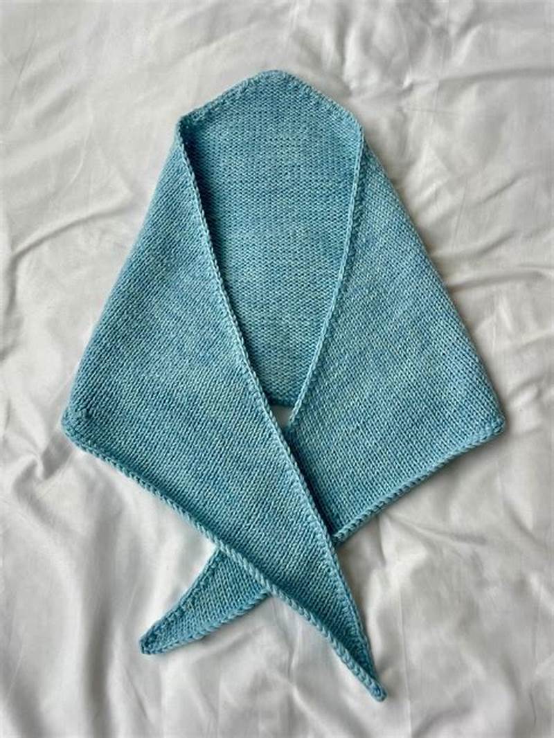 Knitted Triangular Scarf Pattern