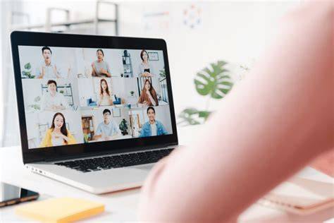 Korean Online Community Discussion