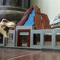 LEGO Jurassic World Innovation Center