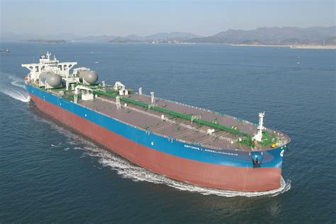 LNG Tanker
