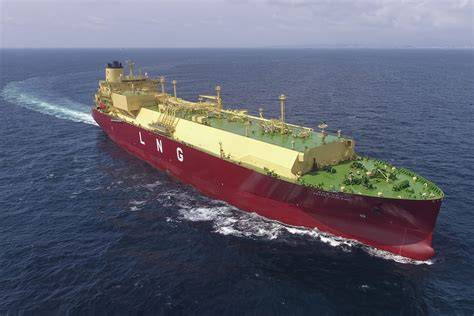 LNG carrier ship