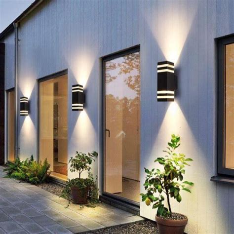 Lampu Teras