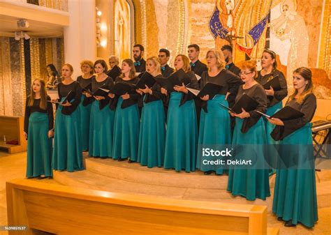 Latihan Paduan Suara