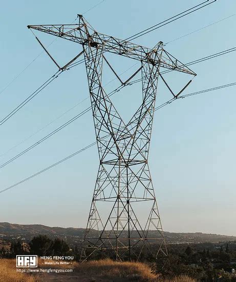 Lattice Pylon