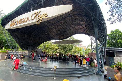 Lomba Tari TIK Batal