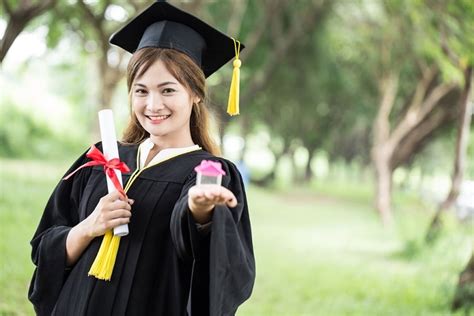 Mahasiswa Wisuda
