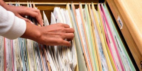 Mengarsipkan Dokumen Penting