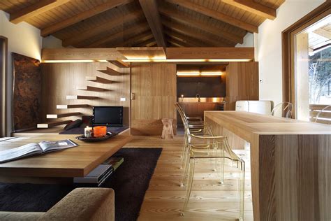 kelebihan desain interior rumah kayu modern