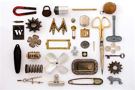 Modern artifacts