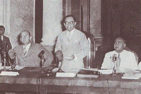 Mohammad Hatta giving speech