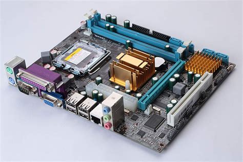 Motherboard Komputer