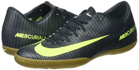 Nike Men's Indoor Soccer Shoe with Good Cushioning