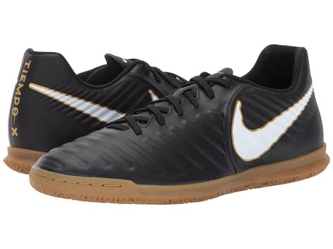 Nike Men's Indoor Soccer Shoe with cool design