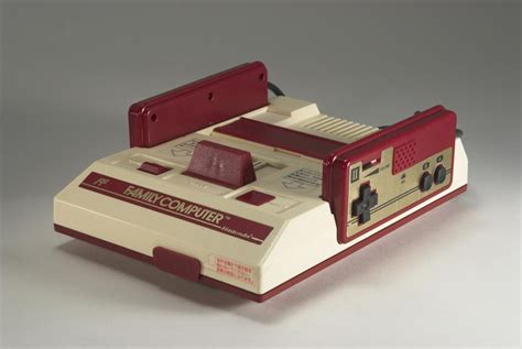 Nintendo Famicom Console