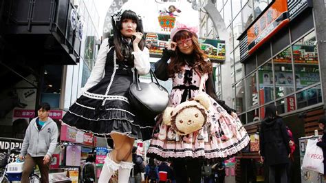 Pakaian Jepang Modern: Dari Harajuku Hingga Lolita