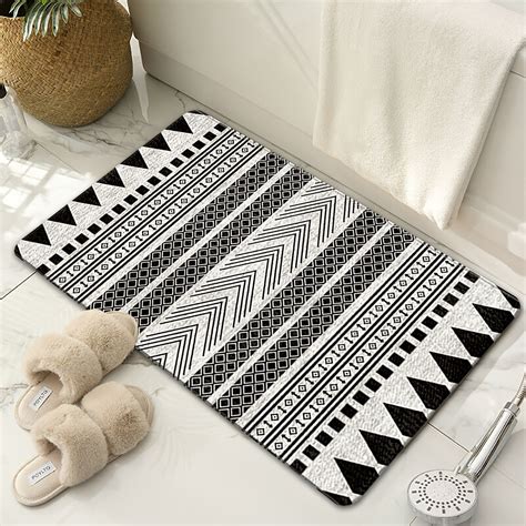 Patterned Bathroom Rugs