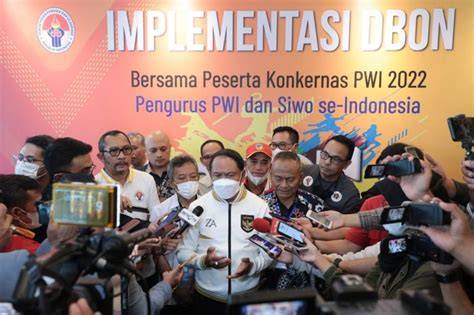 Peran PWI