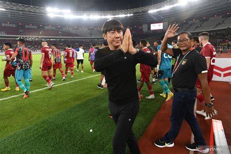 Performa Shin Tae-yong